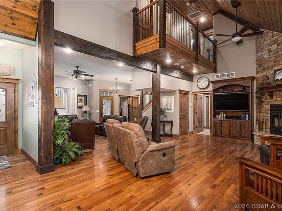 2nd image of 31510 Seminole Ln