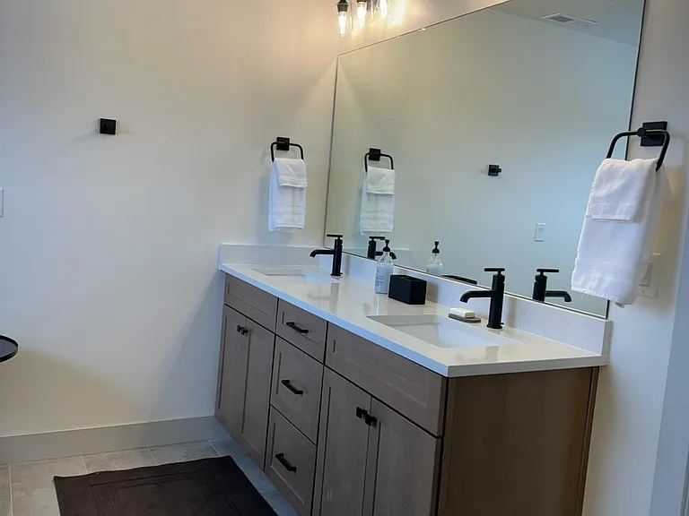 6652 Purple Poppy Ln — Photo 43