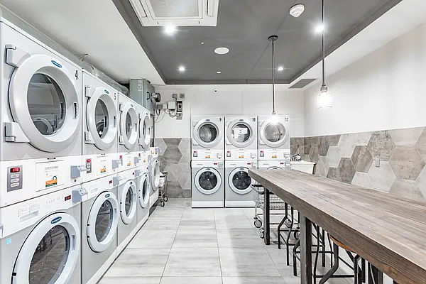 Rented by MySpaceNYC | media 50