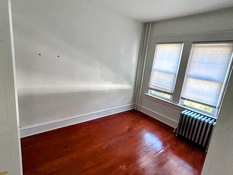 2461 Norwood Ave #1 — Photo 10