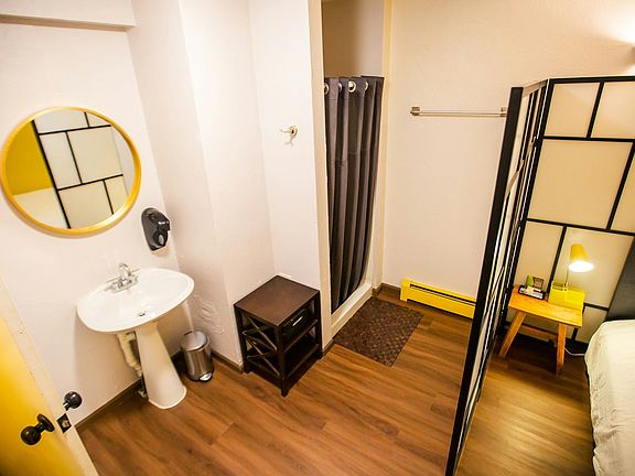 Yellow room standing shower