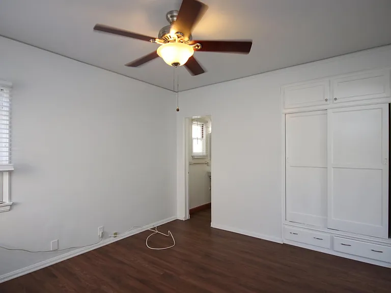 2045 Huntington Dr #1/2 — Photo 16