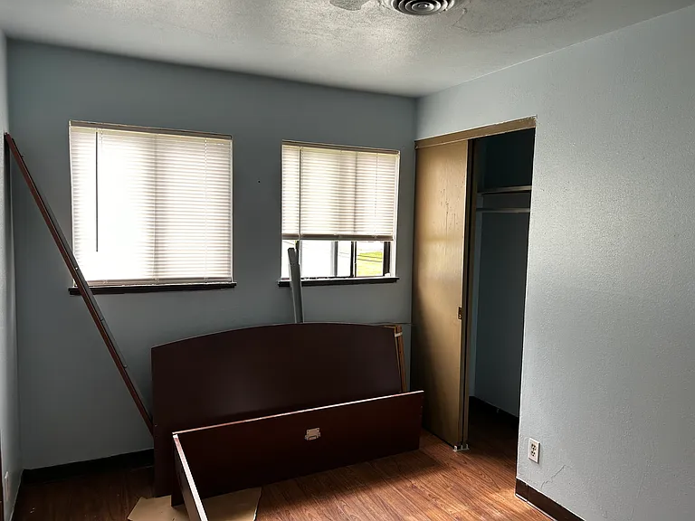 2306 W Howard Ave — Photo 10