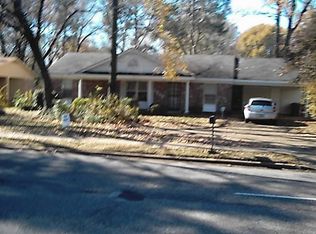 3059 S Mendenhall Rd, Memphis, TN 38118