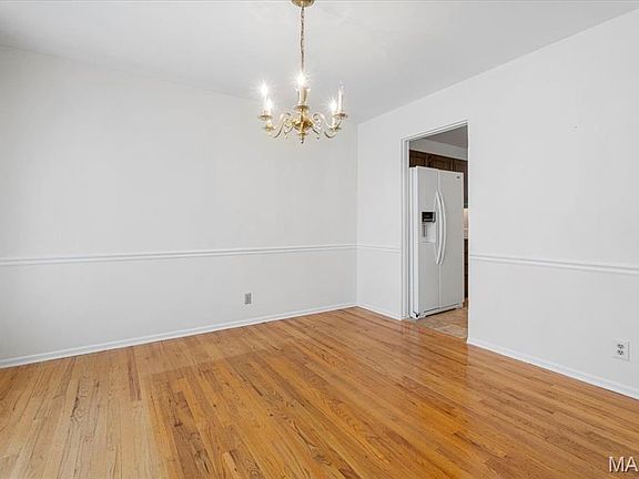 4th image of 10619 Hayden Hill Dr
