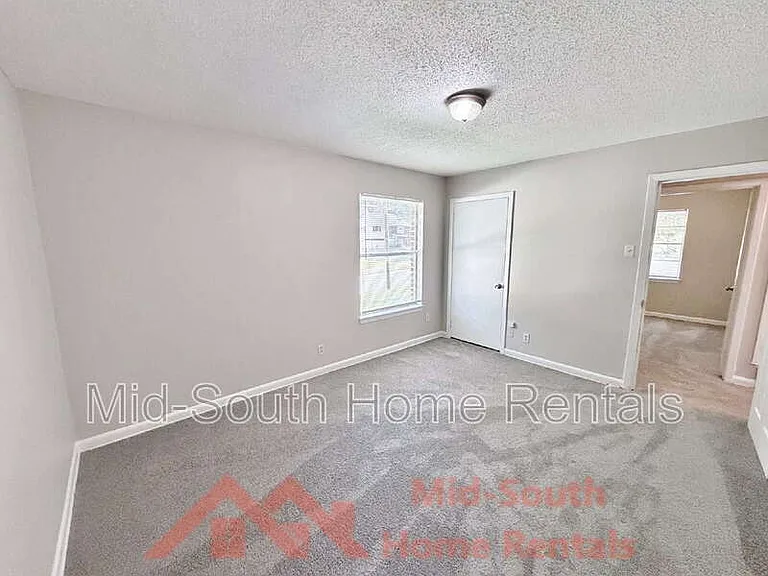 3191 Parham St — Photo 19