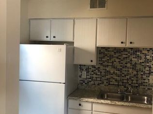 4212 Clark Ave APT 204, Kansas City, MO 64111