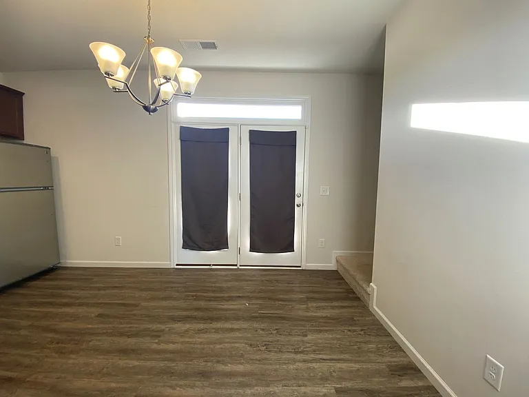 1103 Johns Walk Way — Photo 6