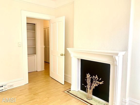 5th image of 42 Germania St