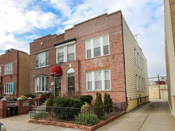 24-28 35th Street, Astoria, NY 11103
