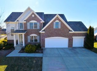 8115 Parcrest Ct, Indianapolis, IN 46259