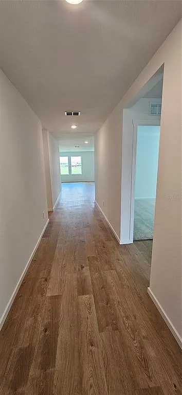 4 bed, 2.0 bath, 1737 sqft, $2,400 — Photo 2