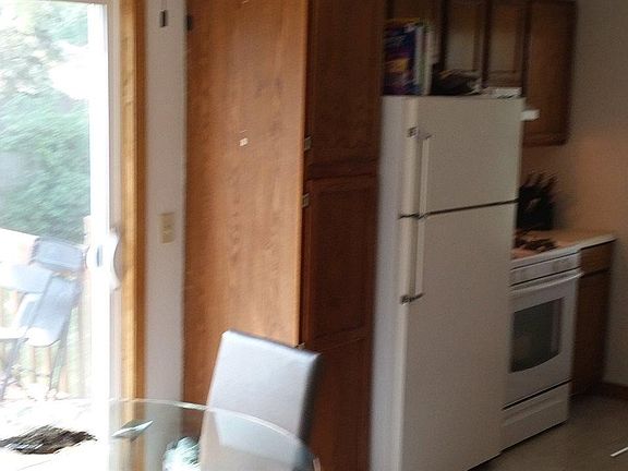 5th image of 1229 Asbury Ct #1231