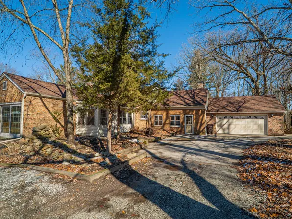 11525 W 143rd Ave, Cedar Lake, IN 46303