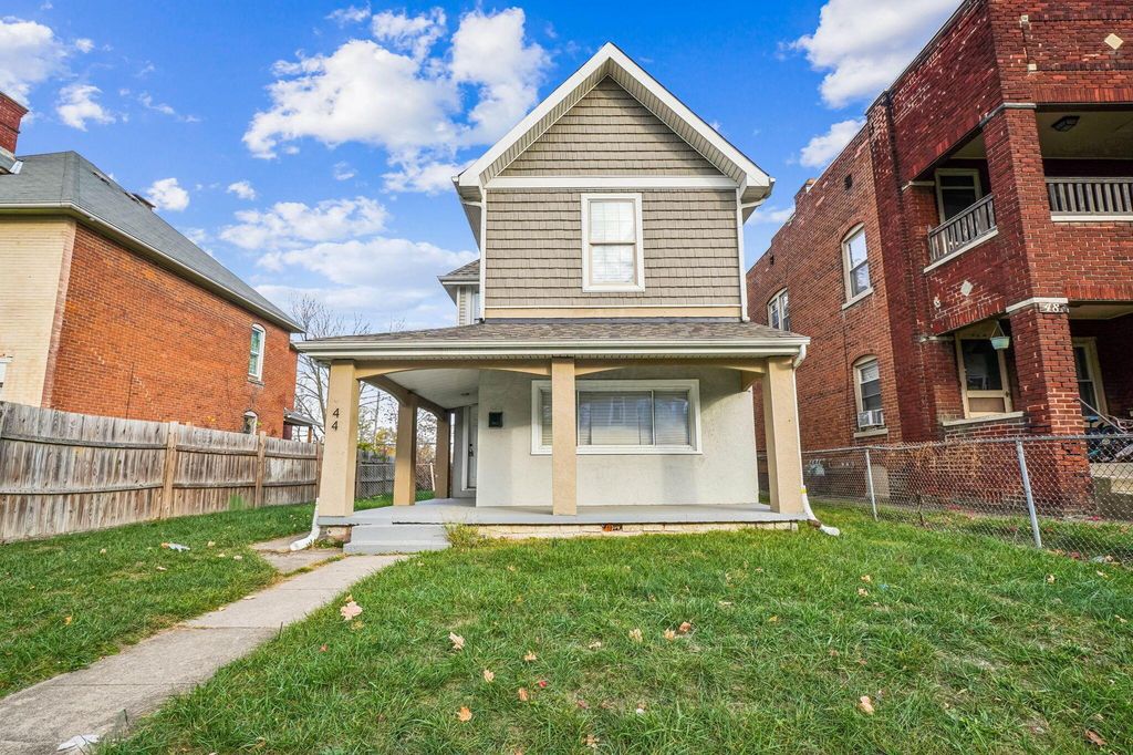 Real estate listing image