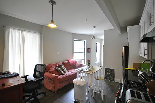 Rented by Town Residential | media 3