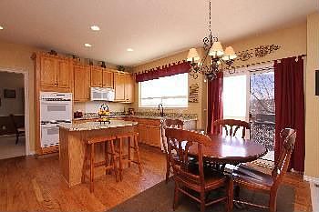 42" oak cabinets 