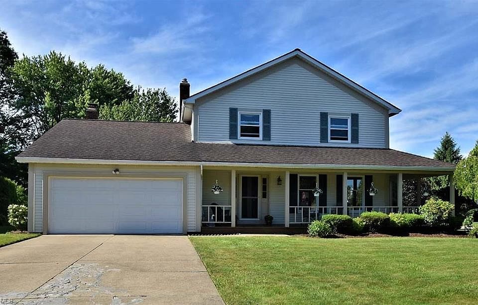 1st image of 32576 Ashdown Dr