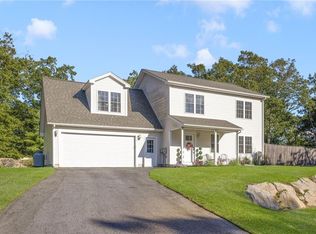 3 Victory Falls Rd, Coventry, RI 02827