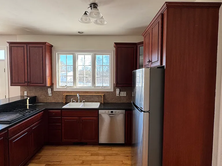 11238 Lake Shore Ct — Photo 41