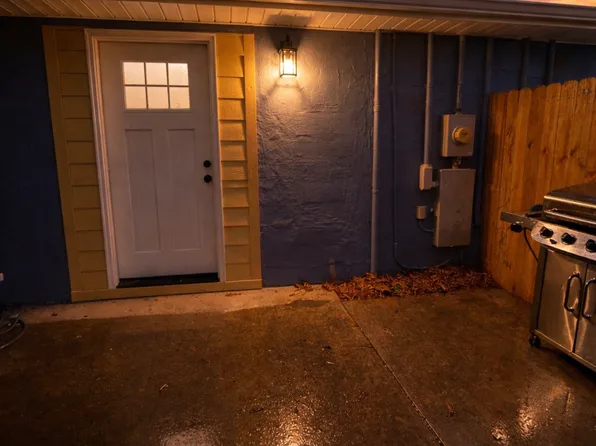 1015 Fox Hunter Rd #B, Lenoir City, TN 37772