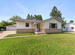 9313 West Clovernook STREET, Milwaukee, WI 53224