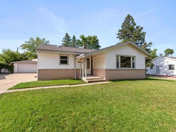 9313 West Clovernook STREET, Milwaukee, WI 53224