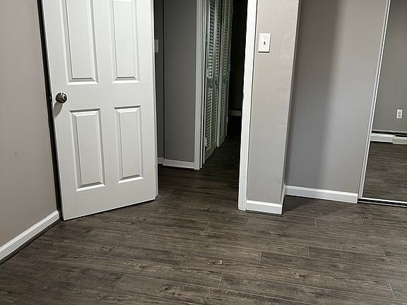 5th image of 14209 Essex Dr #1