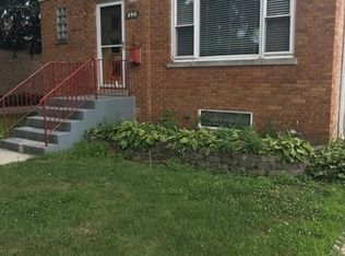 6911 43rd St, Stickney, IL 60402