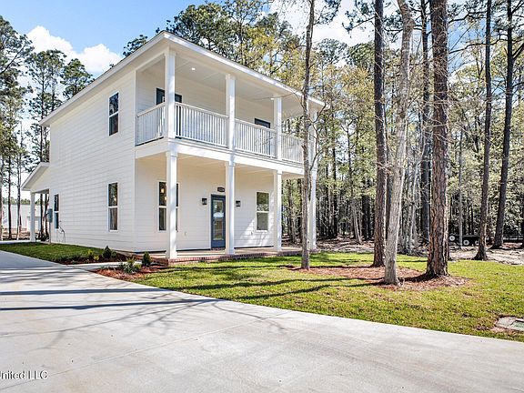 2nd image of 11230 Creel Cir