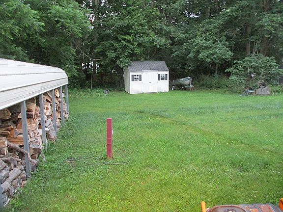 4th image of 5 Fruitwood Dr