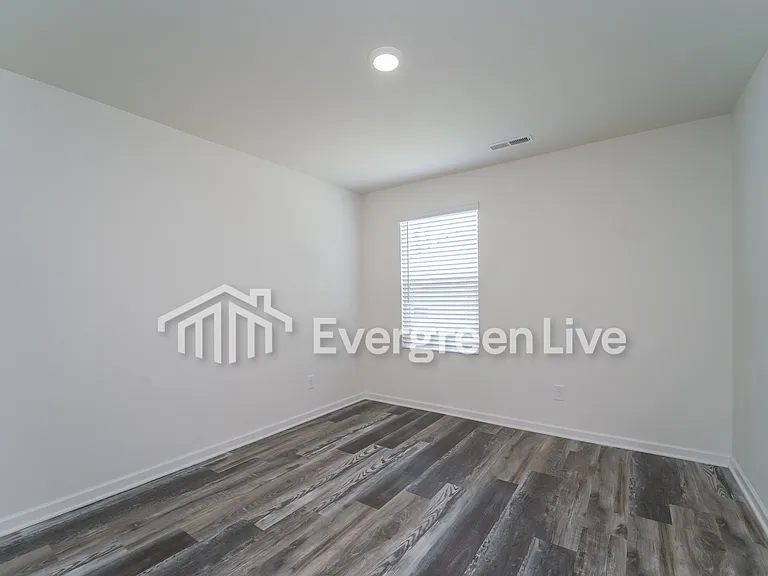 6092 Diamond Pl — Photo 7