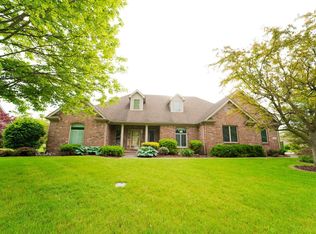 3168 Timber Valley Dr, Kokomo, IN 46902