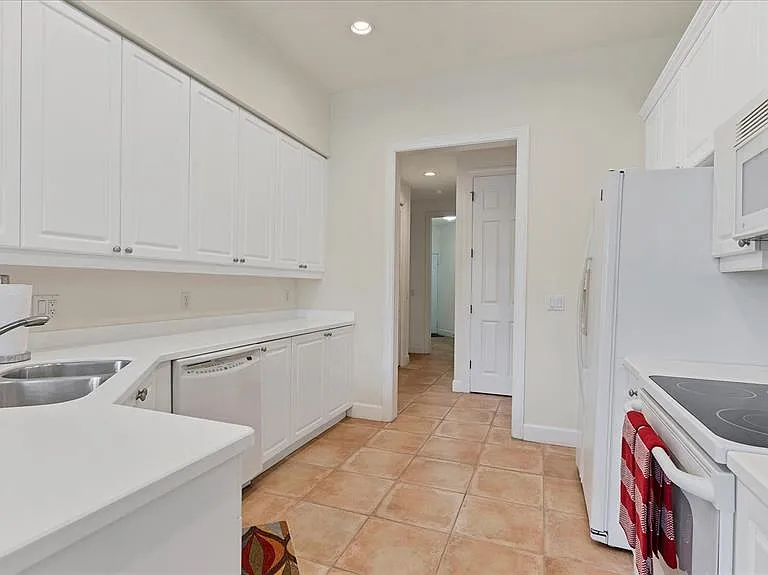 5433 46th Ct W — Photo 11