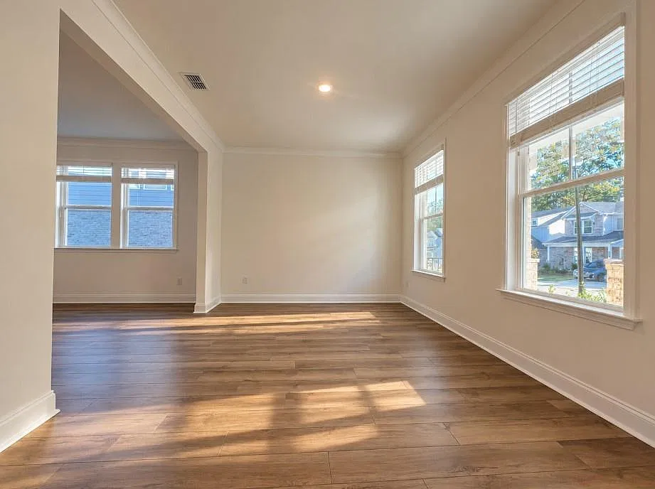 4 bed, 3.5 bath, 3067 sqft, $3,450 — Photo 3
