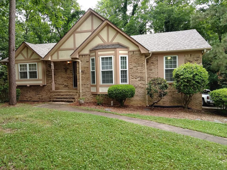 Street view of house