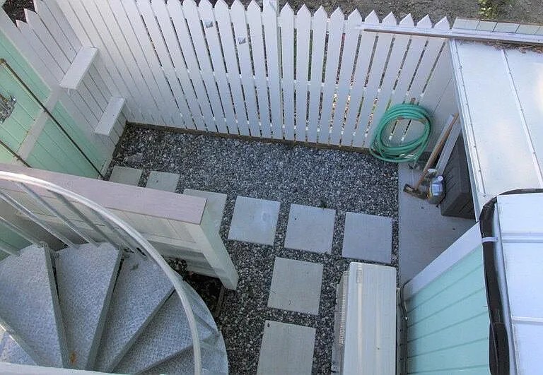 622 William St — Photo 10