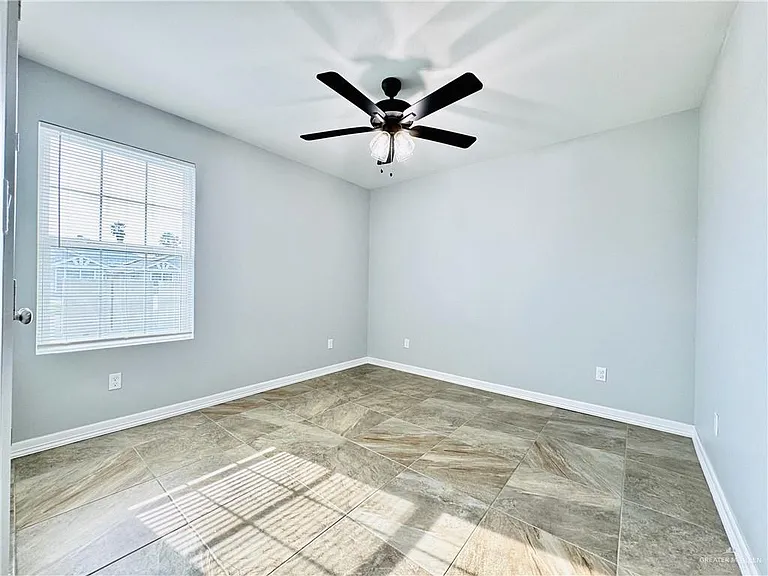 2207 Northridge Ave #B — Photo 3