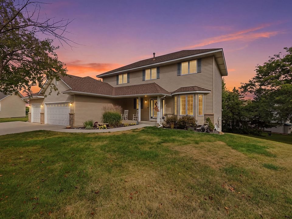 1st image of 21386 Goldenrod Cir