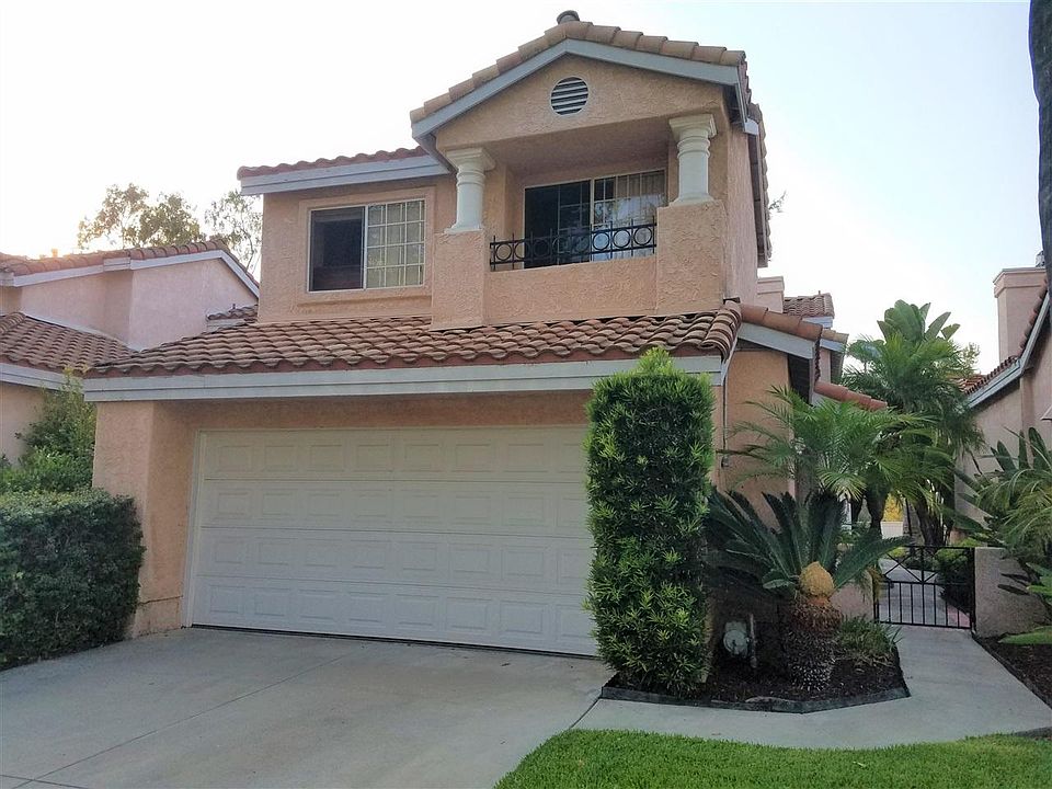 1st image of 1555 Golfcrest Pl