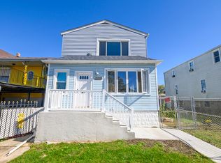10335 S Hoxie Ave, Chicago, IL 60617