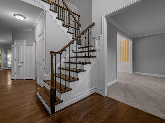 4th image of 2180 Mangrove Dr