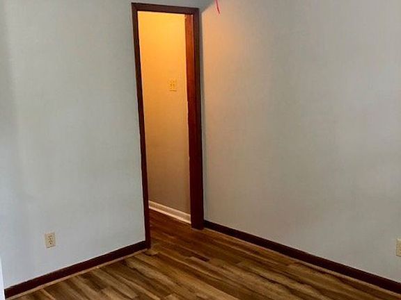 5th image of 515 S Jefferson Ave #J