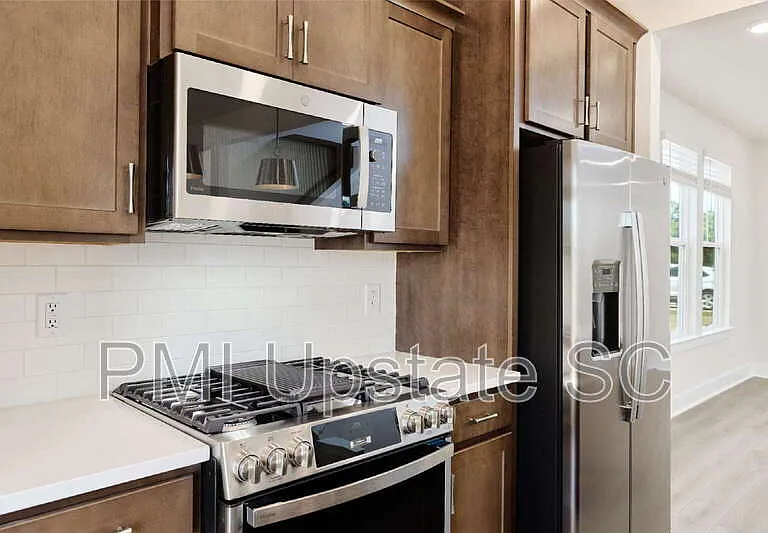 214 Cali Way — Photo 7
