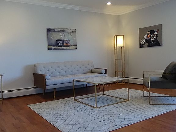 4th image of 3543 Weidner Ave