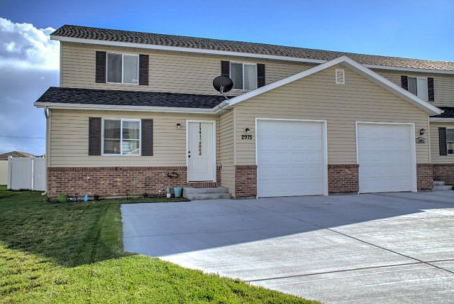 1st image of 2975 Janessa Ln