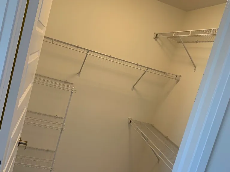 128 Grovewood Cmn — Photo 7