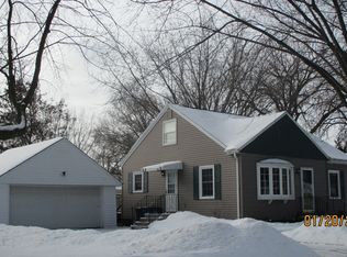 465 Dutton Ave, Green Bay, WI 54304
