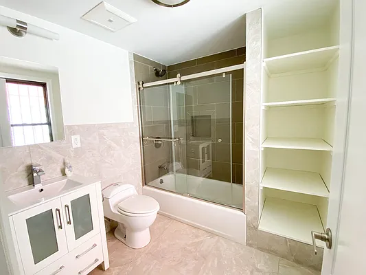 Rented by Compass | media 14