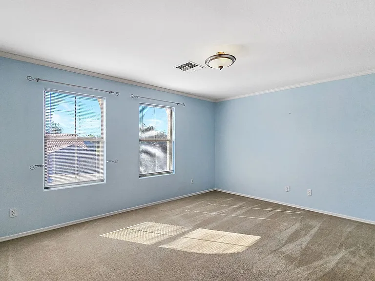 14226 W Wethersfield Rd — Photo 37